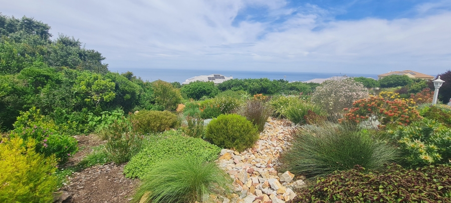 3 Bedroom Property for Sale in Village On Sea Western Cape